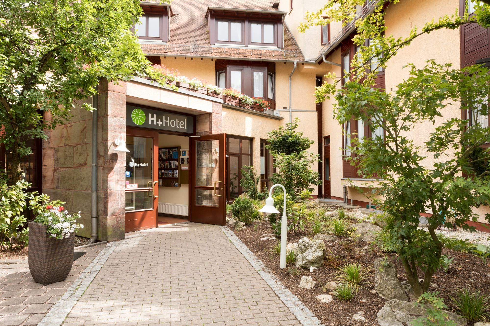 H+ Hotel Nuernberg Exteriör bild